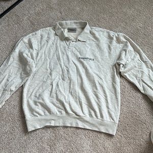 Essentials crewneck with collar